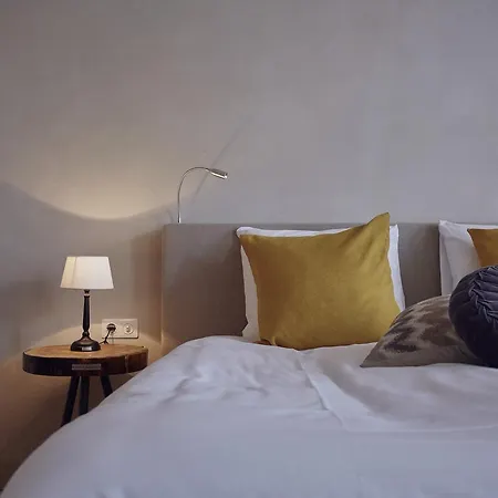 De Zwarte Ruiter Värdshus 2*