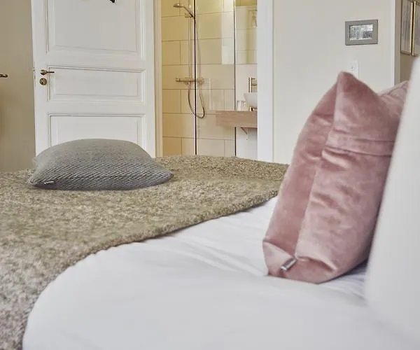 De Zwarte Ruiter Penzion